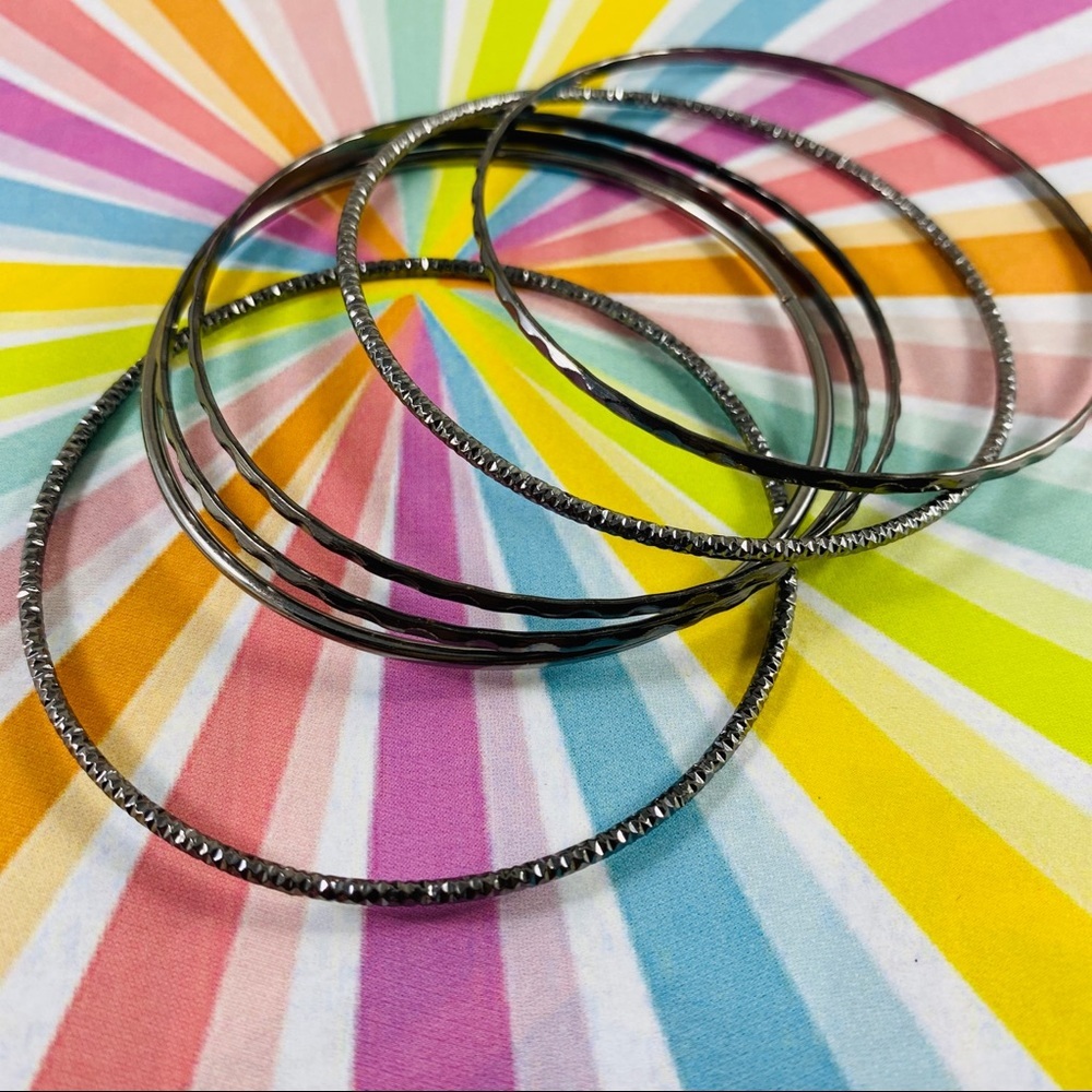 6 vintage stacking fine gun metal bangle bracelets